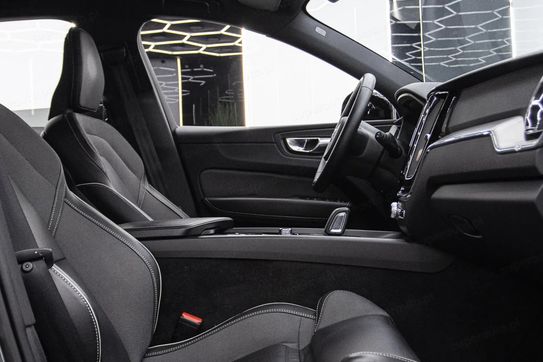 Volvo XC60 B5 D AWD R-Design aut