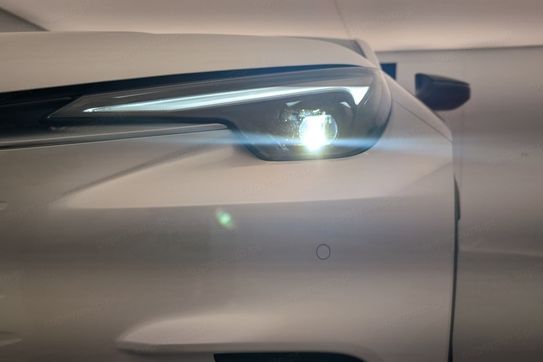 Lexus LBX 1.5 Hybrid AT