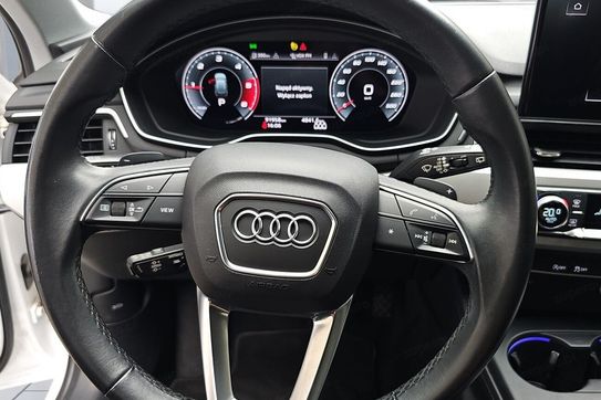 Audi A4 35 TSI s Tronic
