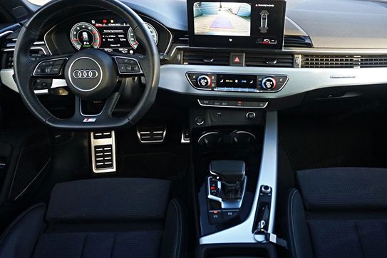 Audi A4 40 TFSI mHEV quattro S tronic