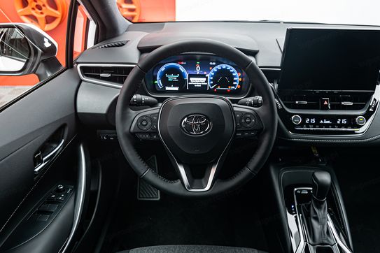 Toyota Corolla Style 1.8 Hybrid