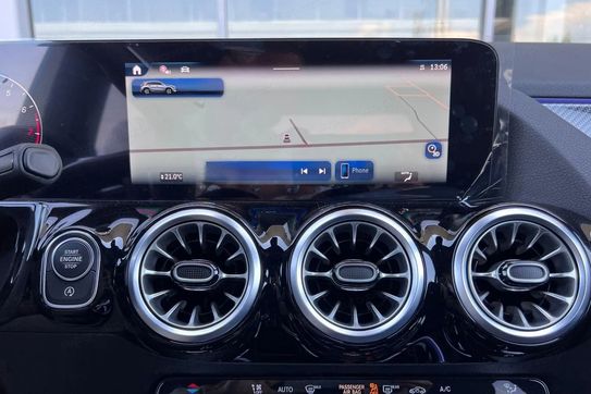 Mercedes GLA 220 4-Matic AMG Line