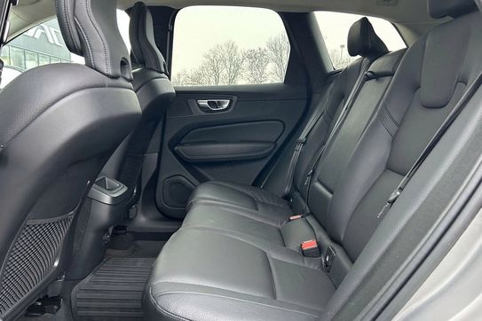 Volvo XC60 B5 D AWD Plus Bright aut