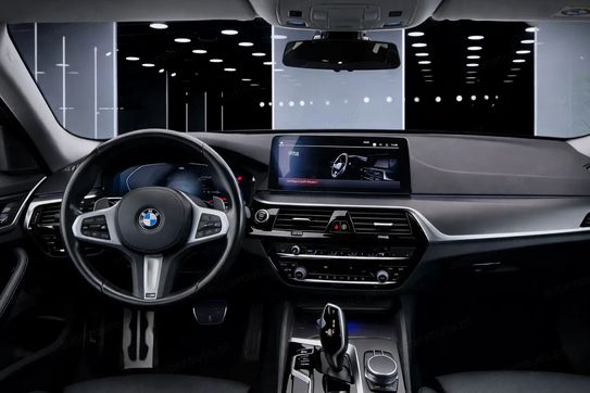 BMW Seria 5 530i xDrive mHEV M Sport sport-aut