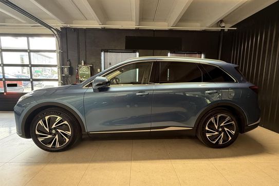 MG S6 Exclusive