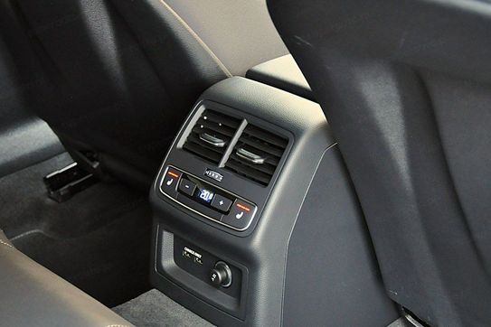 Audi A4 35 TDI mHEV S Line S tronic