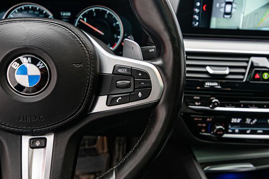 BMW Seria 5 M550d xDrive