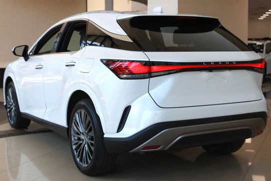 Lexus RX 450h+ Omotenashi 2.5 Hybrid Plug-in