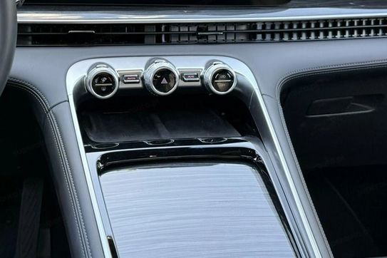 Omoda 9 1.5 Super Hybrid Exclusive AWD