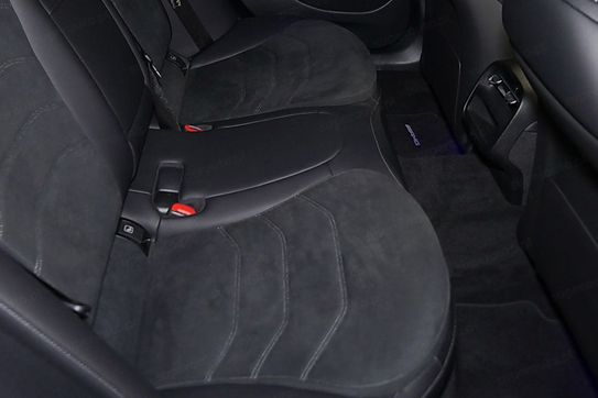 Mercedes Klasa E 300 de 4-Matic AMG