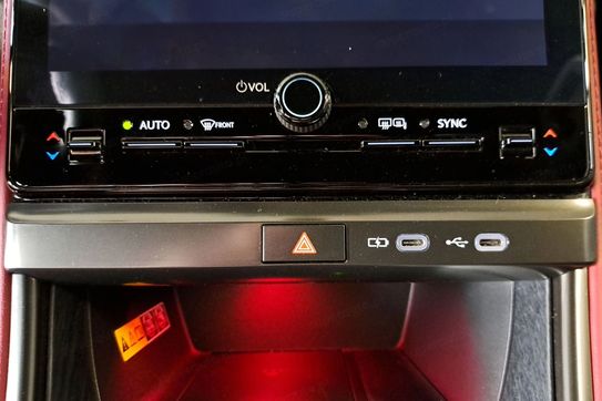 Lexus LBX Vibrant Edition 1.5 Hybrid