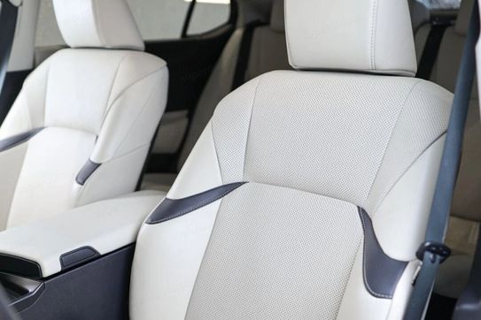 Lexus ES 300h Business Edition