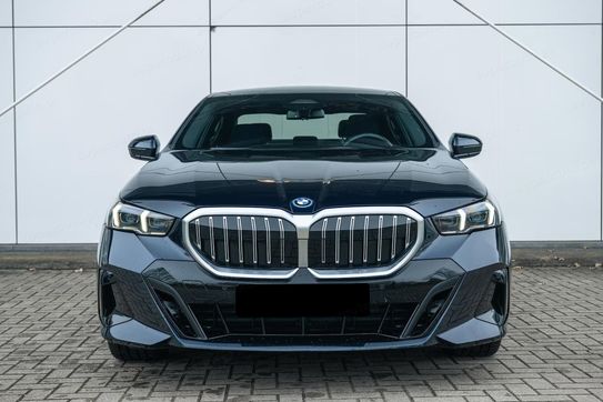 BMW Seria 5 530e M Sport