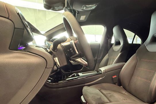 Mercedes CLA 200 mHEV 7G-DCT