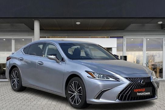 Lexus ES 300h Business Edition