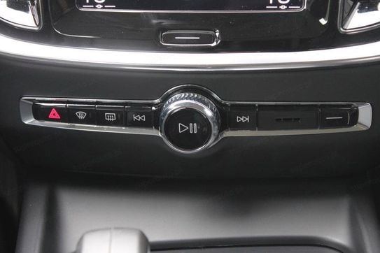 Volvo V60 B4 D Momentum Pro