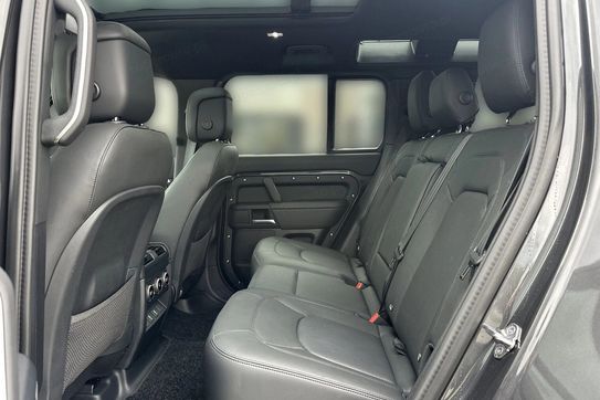 Land Rover Defender 110 3.0 D250 mHEV X-Dynamic HSE