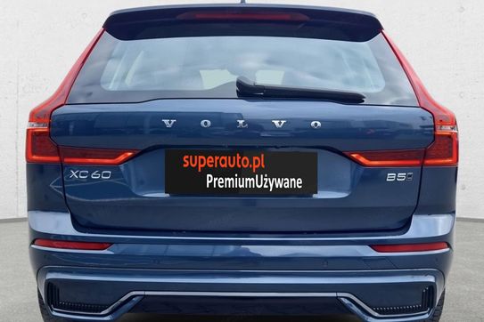 Volvo XC60 B5 B AWD Plus Dark