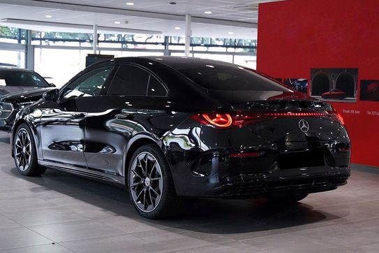 Mercedes CLA 220 4-Matic AMG Line