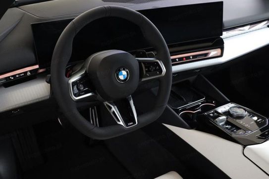 BMW Seria 5 520i M Sport