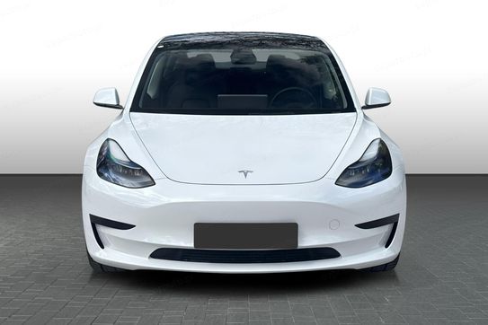 Tesla Model 3 RWD
