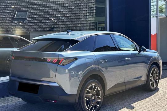 Peugeot 3008 Allure e-DCS 1.2 mHEV
