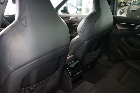 Audi A6 TDI quattro S line