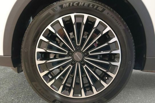 Omoda 9 1.5 Super Hybrid Exclusive AWD