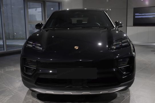 Porsche Macan 4