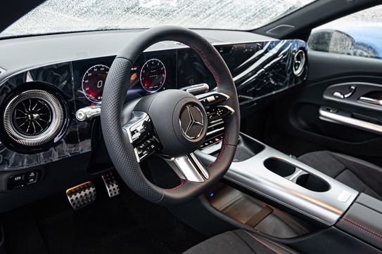 Mercedes CLA 200 AMG Line