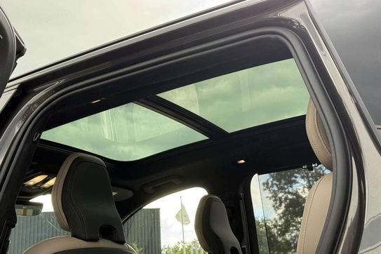 Volvo XC90 B5 AWD Ultra Dark