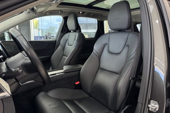 Volvo XC60 T8 AWD Plug-In Hybrid Inscription