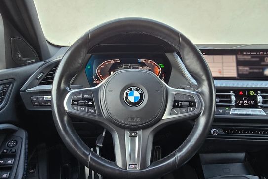BMW Seria 1 120d xDrive M Sport aut