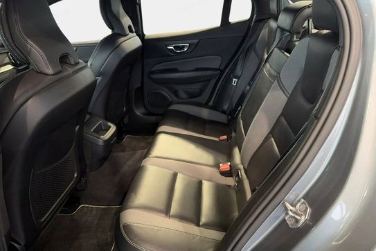 Volvo S60 T5 R-Design