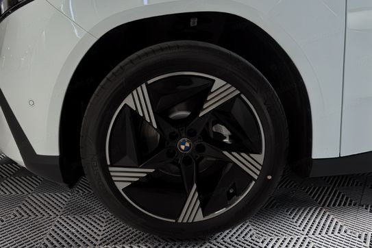 BMW iX3 50 xDrive
