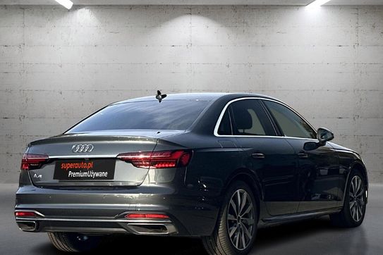 Audi A4 40 TFSI mHEV S tronic