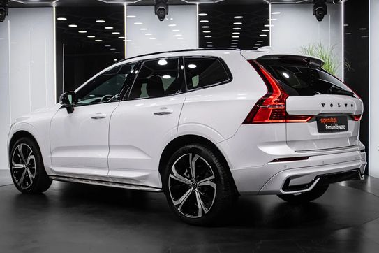 Volvo XC60 B4 B Plus Dark aut