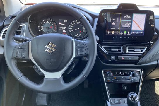 Suzuki S-Cross 1.4 SHVS Elegance SP 4WD
