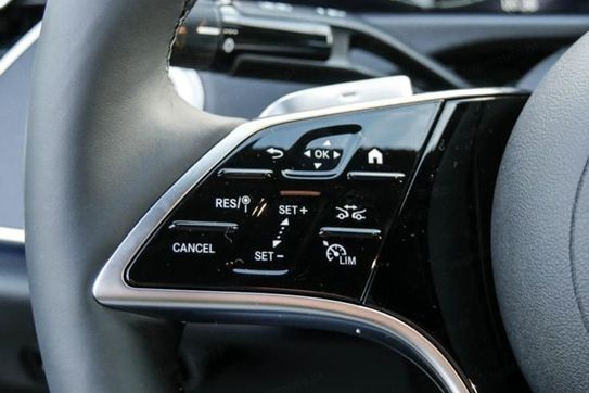 Mercedes Klasa E 300 de 4-Matic Exclusive