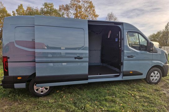 Renault Master L3H2 Extra AT9