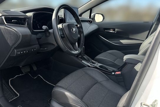 Toyota Corolla Hybrid Style