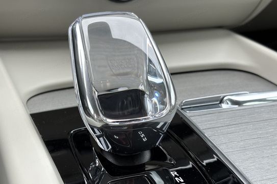 Volvo XC60 B4 D AWD Plus Dark aut