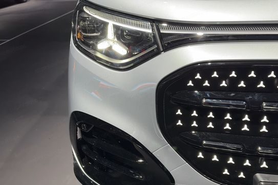 Mercedes GLB 250+ EQ AMG Line