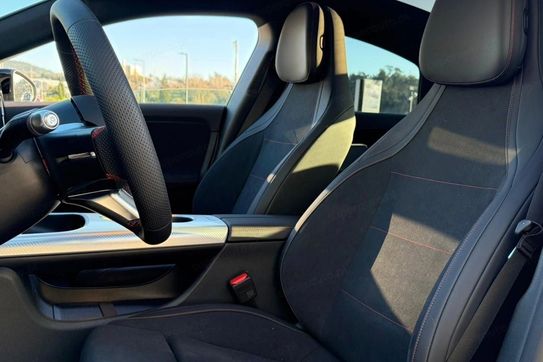 Mercedes CLA 200 AMG Line