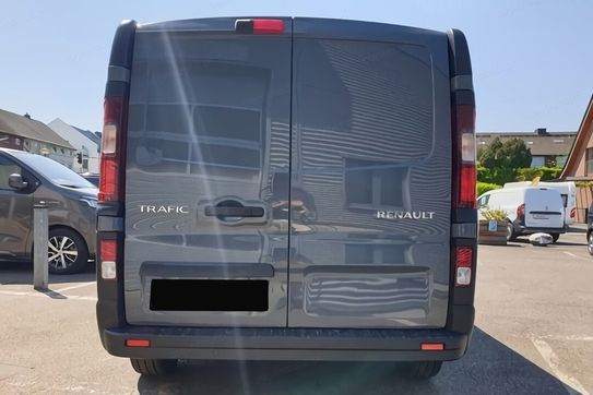 Renault Trafic dCi L2H1 Extra AT9