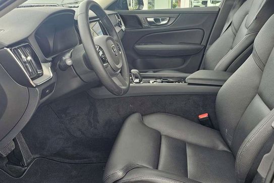 Volvo V60 B4 D Plus Dark