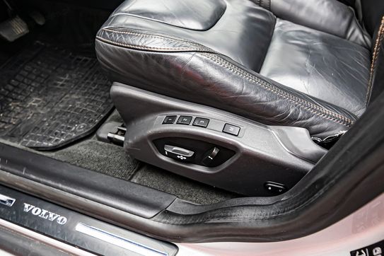 Volvo XC60 D4  Summum