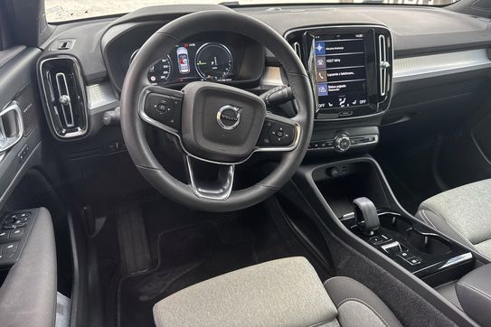 Volvo XC40 T5 PHEV Plus Dark