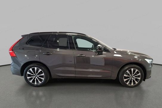 Volvo XC60 B5 B AWD Plus Dark aut