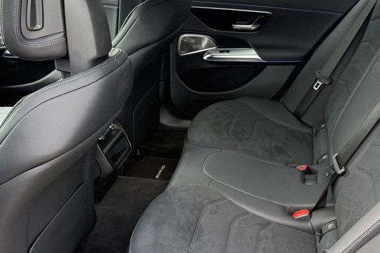 Mercedes Klasa E 220 d 4-Matic AMG